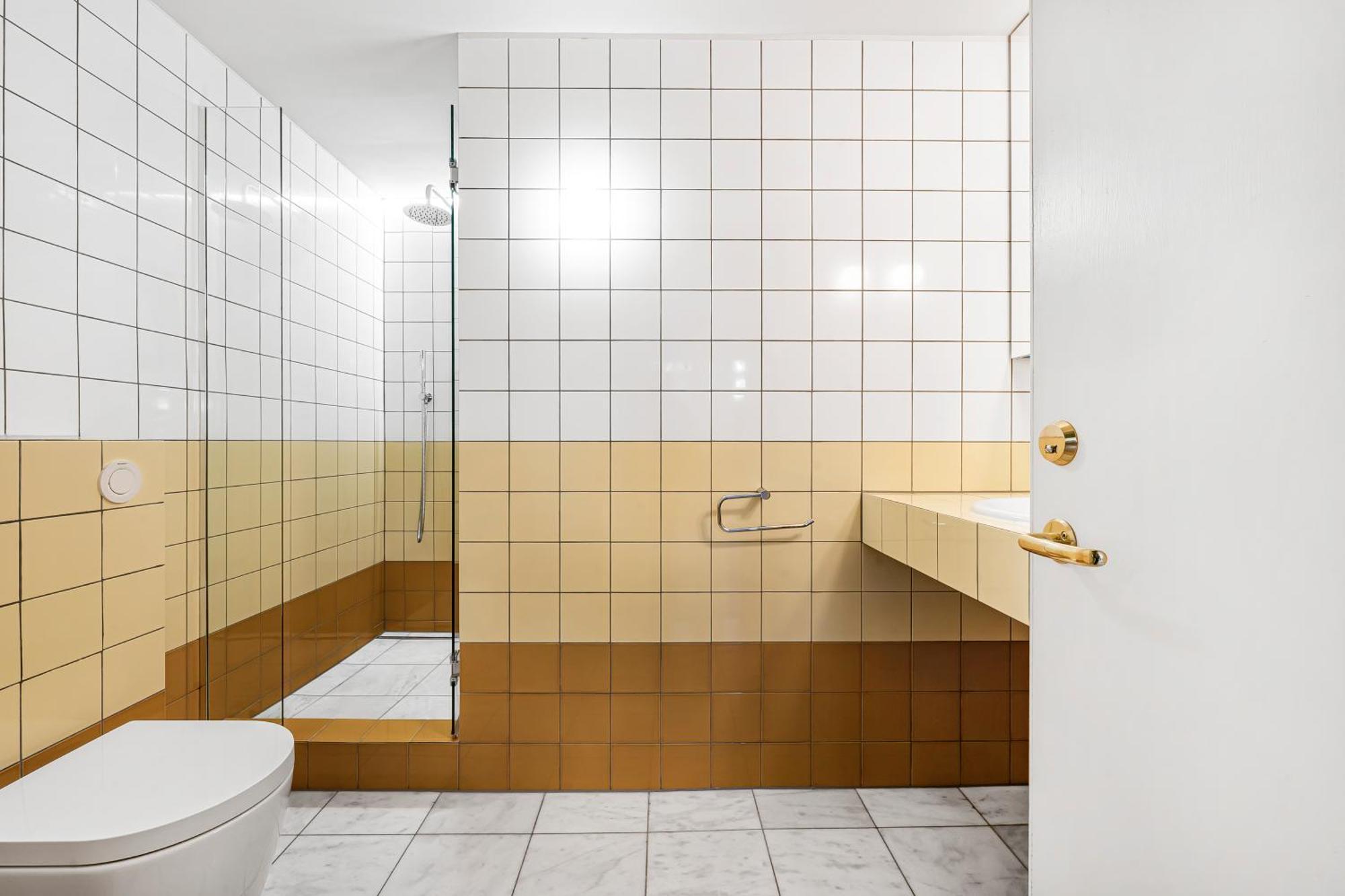 Hébergement de vacances Schoolbell Mews Full 3 Bedroom 2 Bathroom Architect Designed Mews House Fabulous Bow, Victoria Park Location